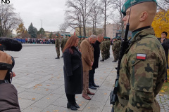 plac111125-059
