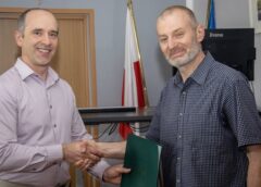 Przewodniczący zarządów osiedli odebrali zaświadczenia